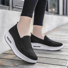 WOMEN'S ORTHOPEDIC ARCH-SUPPORT SNEAKERS