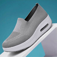 WOMEN'S ORTHOPEDIC ARCH-SUPPORT SNEAKERS