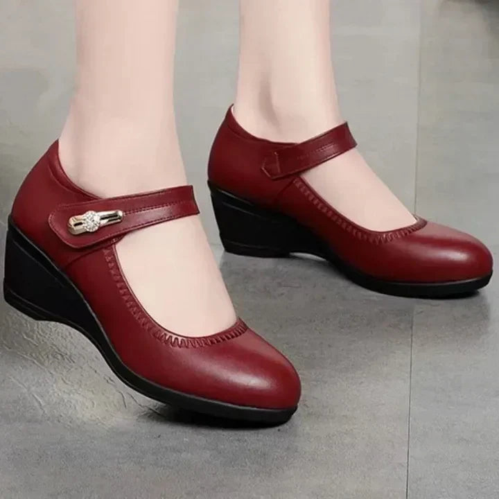 Lydia – Elegant Mid-Heel Comfort Shoes.