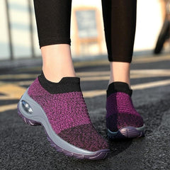 PREMIUM SNEAKERS WITH ARCH SUPPORT