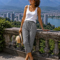 Jessy | Relaxed Summer Plaid Capri Pants
