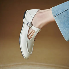 Selvana | Low Heeled Pumps