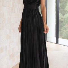 Maria™ | Elegant Pleated Maxi Dress